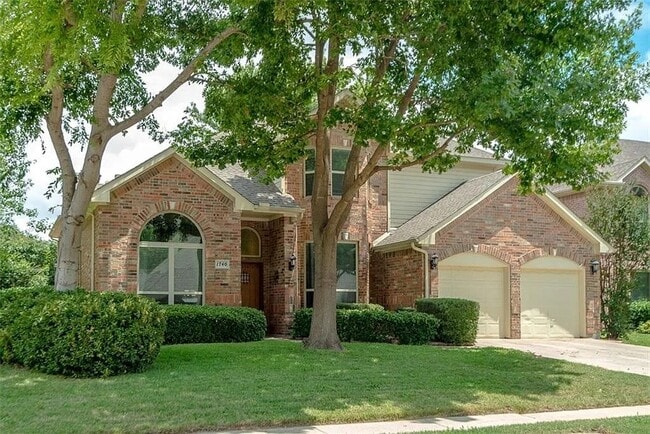 property at 1740 Forest Glen Dr