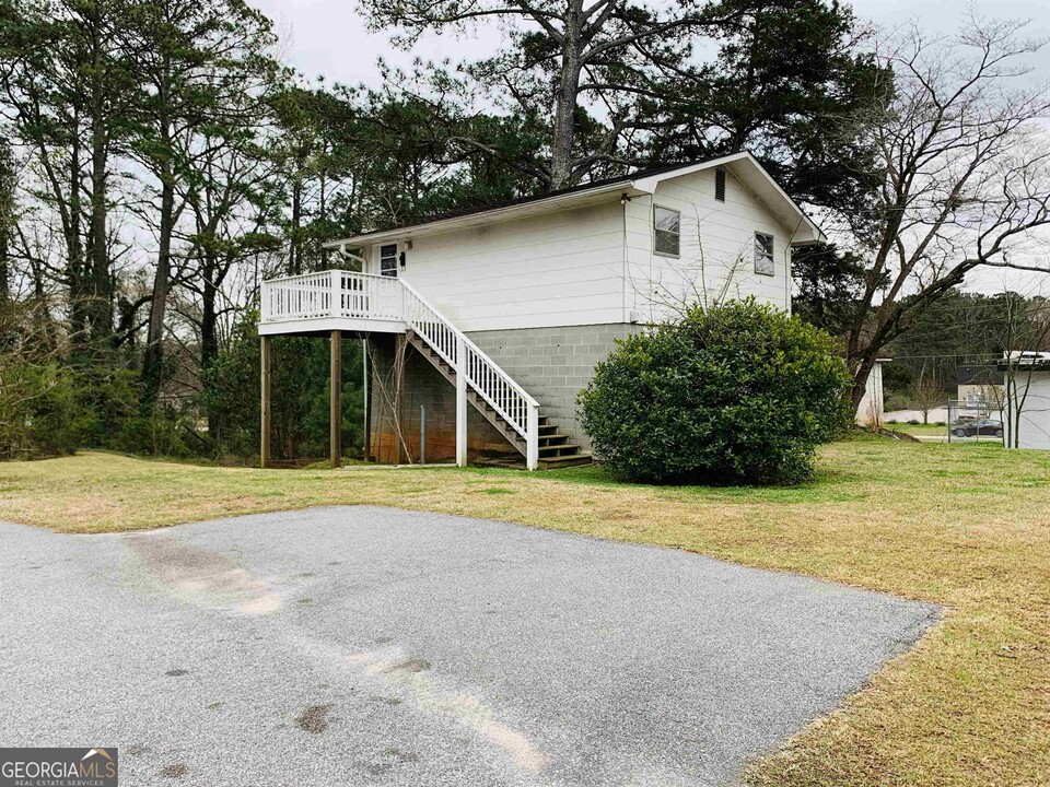 567 Fling Rd in Lagrange, GA - Building Photo