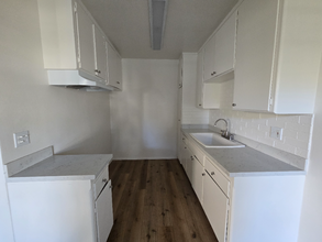 13531 Wyandotte St in Los Angeles, CA - Building Photo - Building Photo