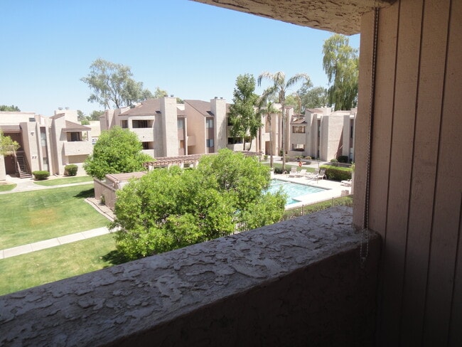 property at 7510 E Thomas Rd