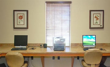 Pinnacle Ridge in Dallas, TX - Building Photo - Interior Photo