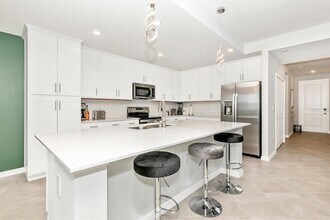 17565 Opal Sand Dr, Unit 102 in Venice, FL - Building Photo - Building Photo