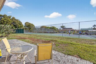 5280 Nesting Way in Delray Beach, FL - Foto de edificio - Building Photo