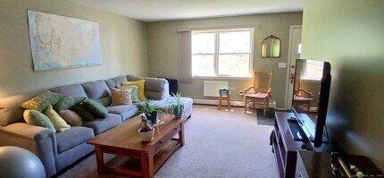 84 Caesar Dr in Bristol, CT - Building Photo - Building Photo