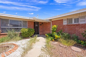 9532 Waverly Dr in El Paso, TX - Building Photo - Building Photo