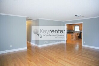 510 Cloudview Ln in Chattanooga, TN - Building Photo - Building Photo