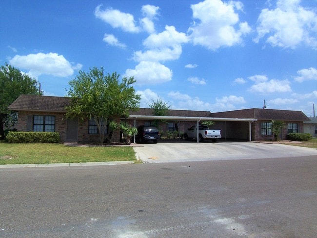 131 Las Palmas St, Unit #2
