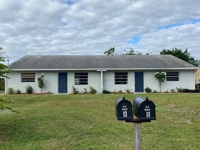 2813 Jefferson Pkwy in Fort Pierce, FL - Foto de edificio - Building Photo