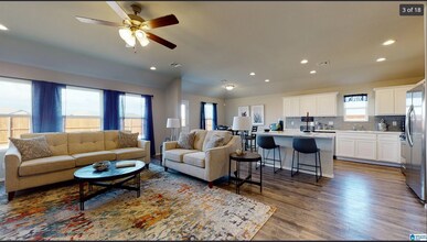 604 Klynes Dr in Calera, AL - Foto de edificio - Building Photo