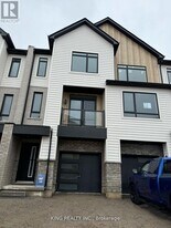 4040 Mountain St in Lincoln, ON - Building Photo