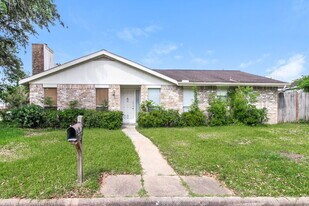 3202 Palm Desert Ln in Missouri City, TX - Building Photo