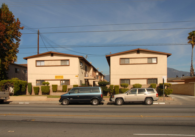 11111-11117 Lower Azusa Rd in El Monte, CA - Building Photo - Building Photo