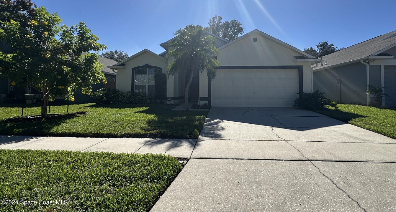 2795 Caitlin Ct in Melbourne, FL - Building Photo