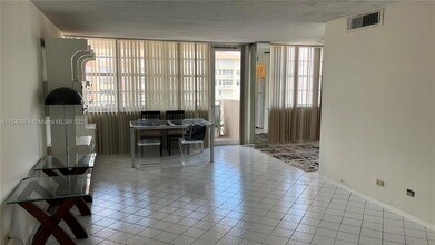 250 174th St, Unit 2106 in Sunny Isles Beach, FL - Building Photo - Building Photo