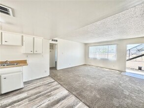 922 N 1st St in Las Vegas, NV - Building Photo - Building Photo
