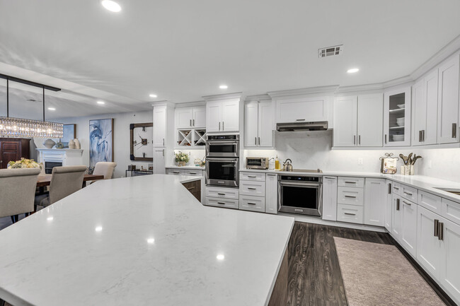 property at 580 E Main St