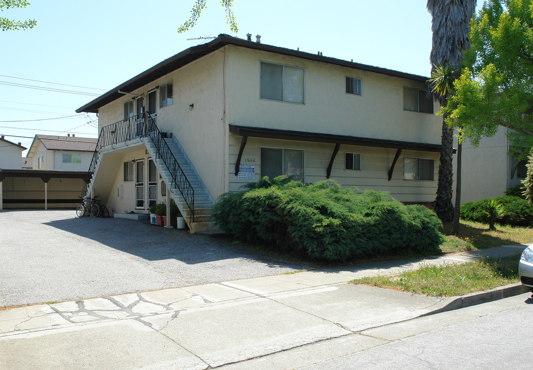 1666 Ontario Dr in Sunnyvale, CA - Foto de edificio