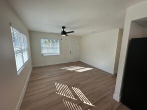 3111 W Spruce St in Tampa, FL - Building Photo - Building Photo