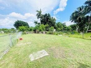 26603 SW 138th Ave in Naranja, FL - Building Photo - Building Photo