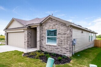 2464 Vesper Bnd in New Braunfels, TX - Building Photo - Building Photo
