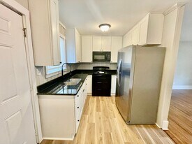 2935 Burgess Dr in Charlotte, NC - Building Photo