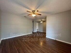 8051 Jefferson Park Dr in Baton Rouge, LA - Building Photo - Building Photo