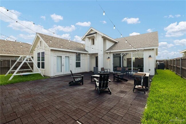 2416 Sonador Trail in Edinburg, TX - Building Photo - Building Photo