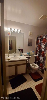 709 Clubhouse Dr photo'