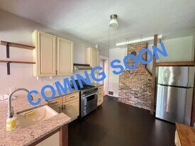 28 Charles St in Concord, NH - Building Photo