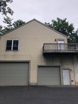 120 Chambers Aly, Unit Apt #1 in Boalsburg, PA - Building Photo