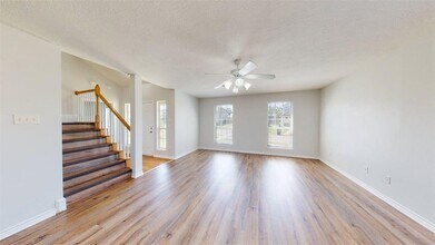 4131 McFarland Dr in College Station, TX - Building Photo - Building Photo