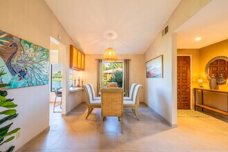 334 S Sierra Madre in Palm Desert, CA - Building Photo - Building Photo