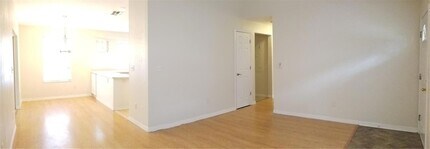 1221 NW 35th Ave in Gainesville, FL - Foto de edificio - Building Photo