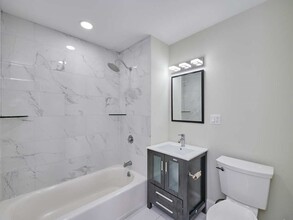 1403 Dorchester Ave in Boston, MA - Foto de edificio - Building Photo