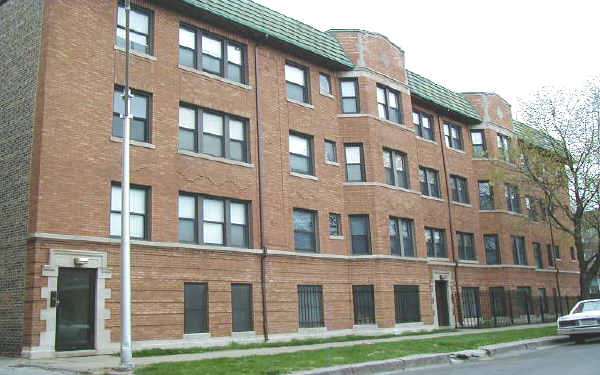 7956-7958 S Ellis Ave in Chicago, IL - Foto de edificio