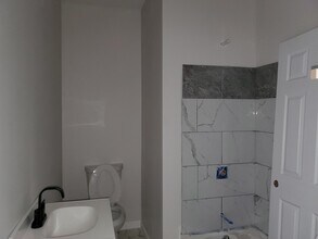 17 Canaan St in Canaan, NH - Building Photo - Building Photo