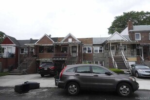 2166 Brown St in Brooklyn, NY - Building Photo