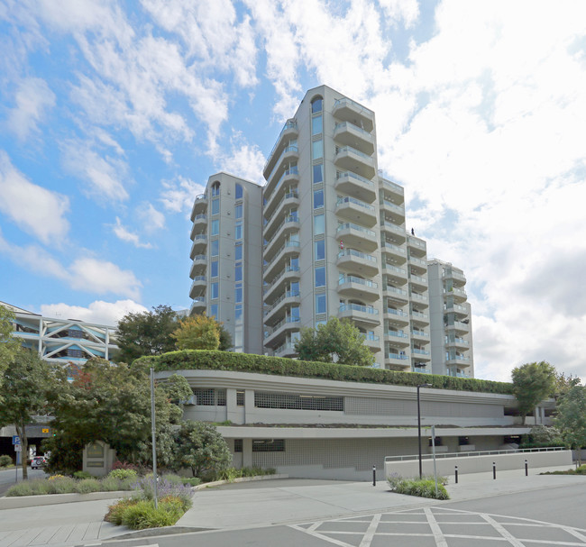 Chadwick Court in North Vancouver, BC - Building Photo - Building Photo