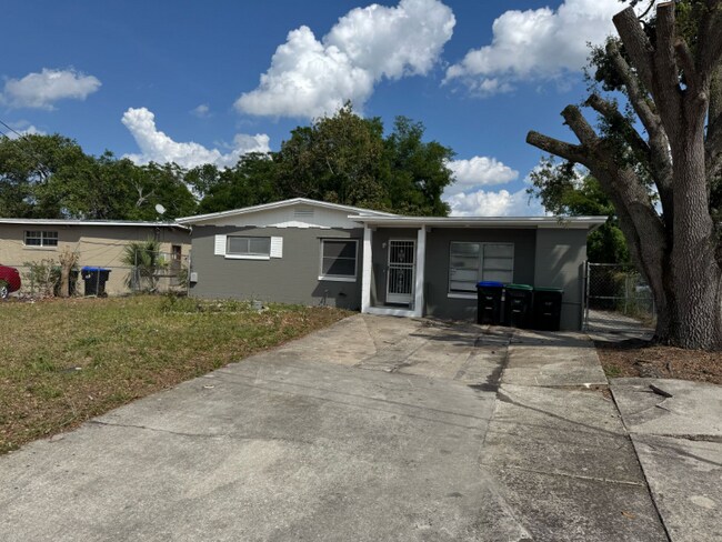 property at 1607 Pontiac Ct