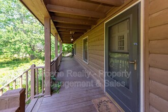 6282 Church Flats Rd in Meggett, SC - Building Photo - Building Photo