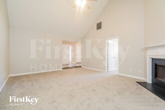 205 Cameo Ct in Locust Grove, GA - Building Photo - Building Photo