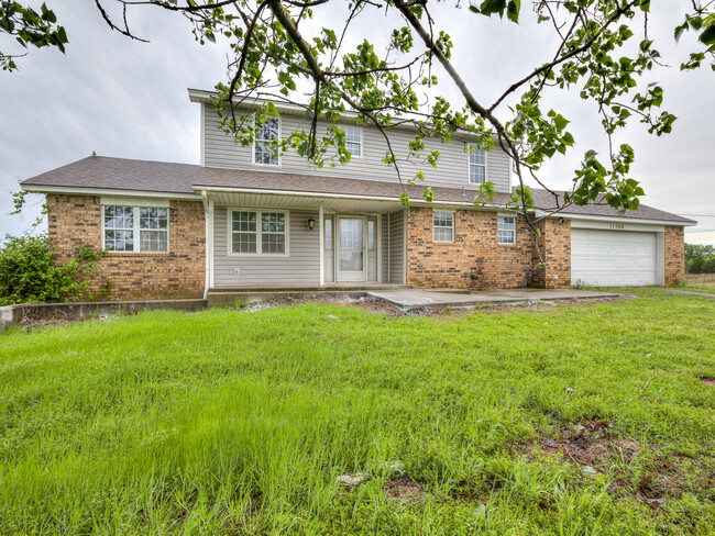 11308 Meadow Ridge Ln in Jones, OK - Building Photo - Building Photo