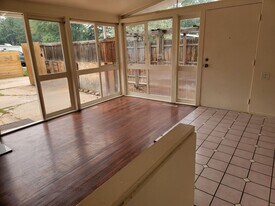 2340 S Newton St in Denver, CO - Building Photo