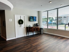 The View Tower in Shreveport, LA - Foto de edificio - Building Photo