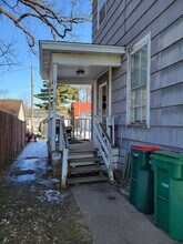 315 E Maple St in River Falls, WI - Building Photo - Building Photo