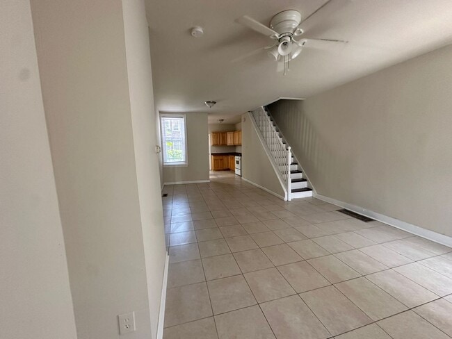 5345 Lesher St in Philadelphia, PA - Building Photo - Building Photo