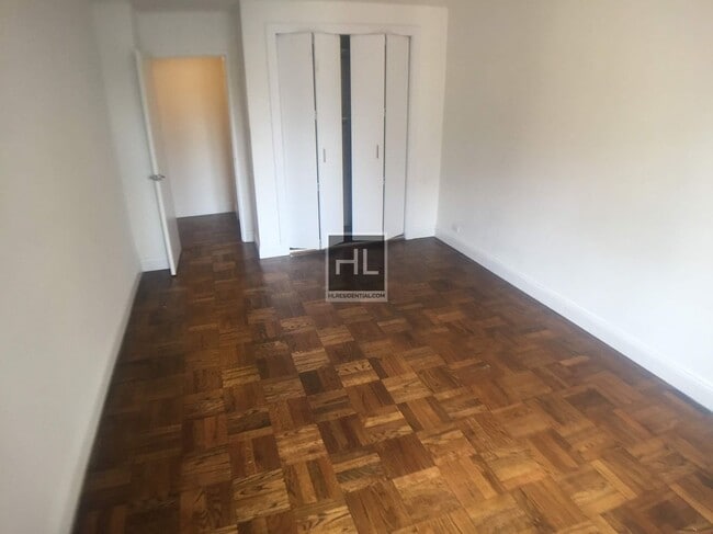 5 AVENUE in New York, NY - Building Photo - Building Photo