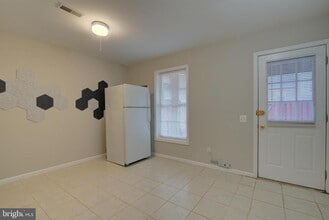 4009 Timber Oak Trl in Fairfax, VA - Building Photo - Building Photo