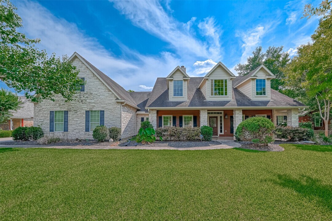 32515 Westminster Dr in Fulshear, TX - Building Photo