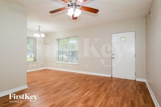 5510 Graywood Rd in Jacksonville, FL - Building Photo - Building Photo